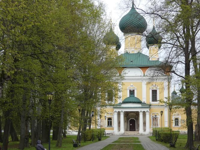 Автобус| Волжское лето в провинции