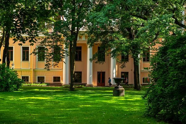 Дачи на берегу: тур по следам петербургских аристократов