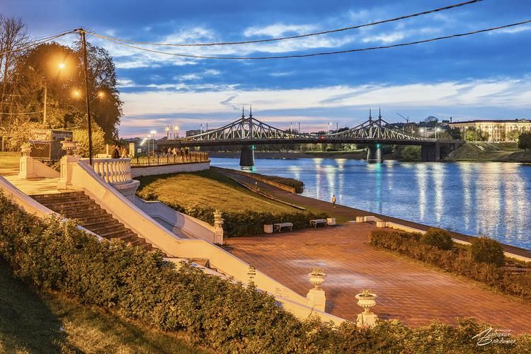 Автобус| Лето на Селигере: тишина, вода и уют