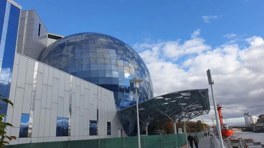 Страна Янтария