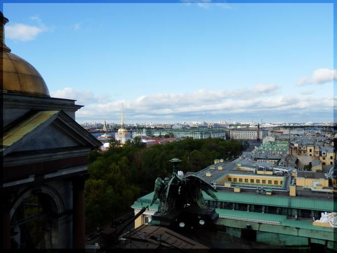 Блеск Нового Года в Северной Столице: в атмосфере праздника и гостеприимства