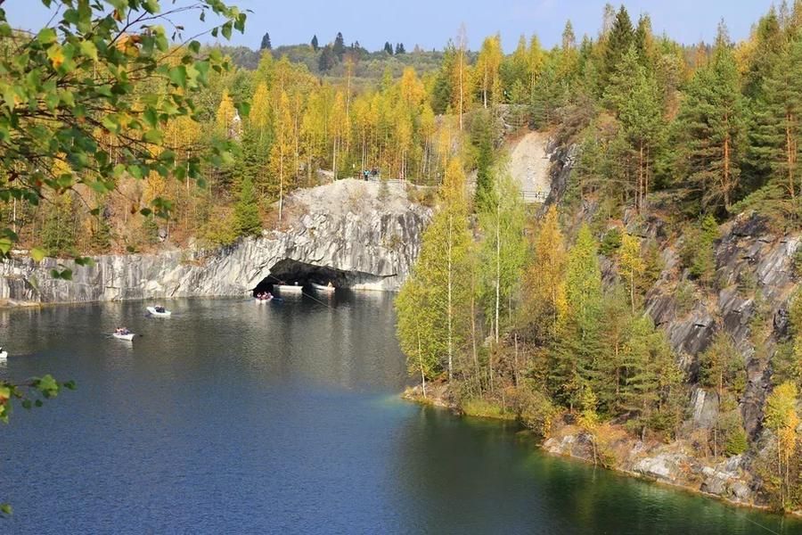 В ритме колёс: путешествие по Карелии на "Ласточке" и ретропоезде (лето)