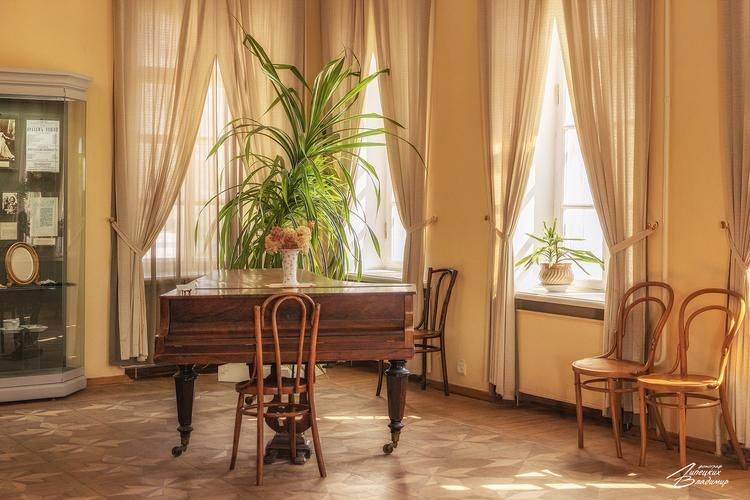 Автобус| По следам, что ведут к истокам